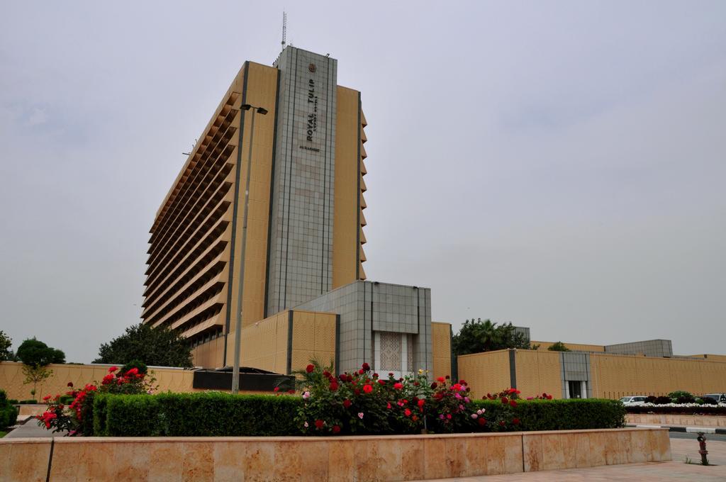בגדד Royal Tulip Alrasheed Hotel מראה חיצוני תמונה