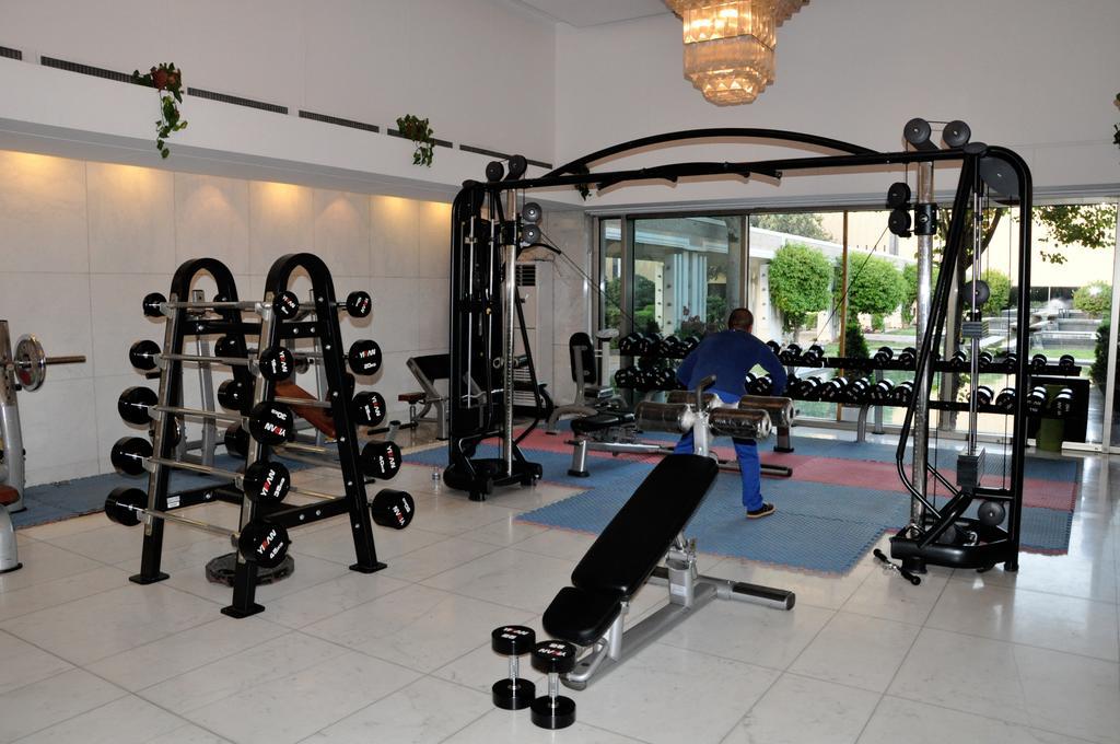 בגדד Royal Tulip Alrasheed Hotel מראה חיצוני תמונה