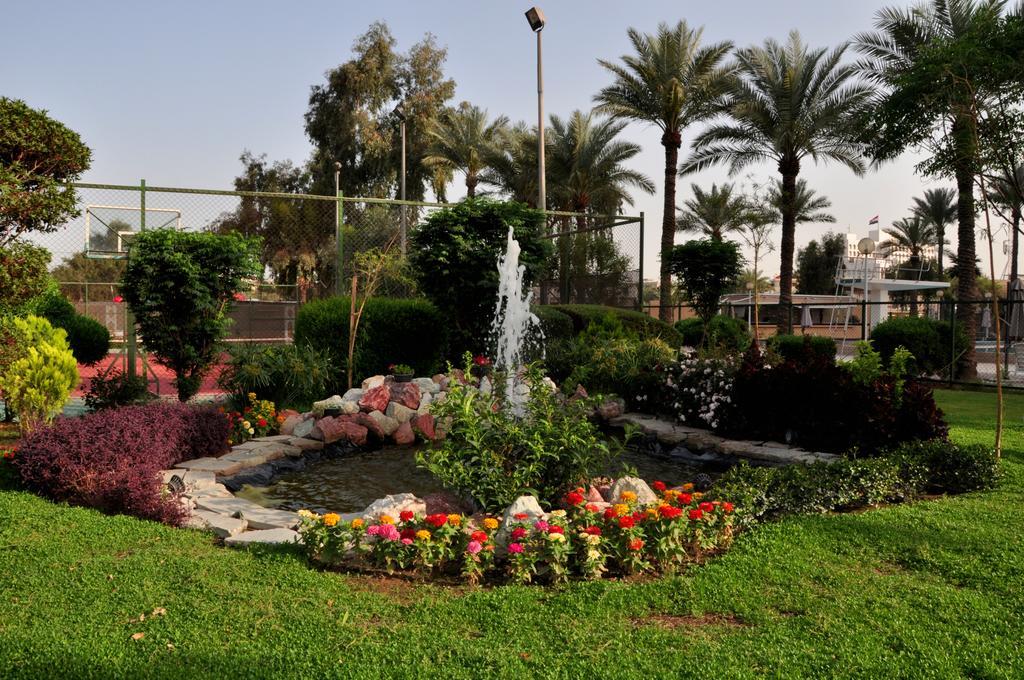 בגדד Royal Tulip Alrasheed Hotel מראה חיצוני תמונה