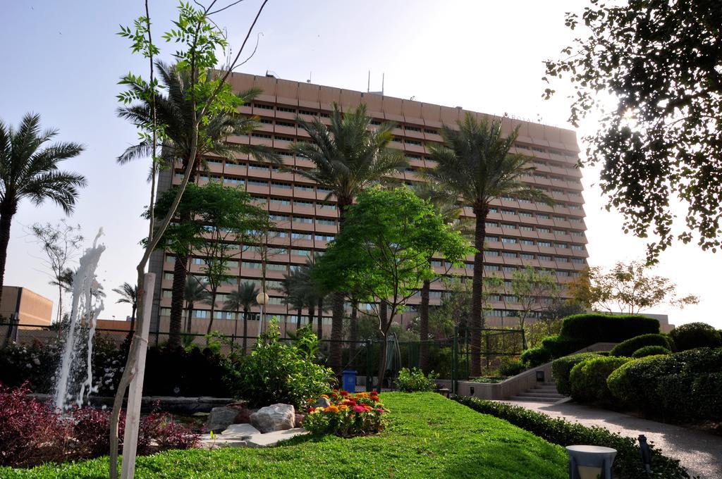 בגדד Royal Tulip Alrasheed Hotel מראה חיצוני תמונה